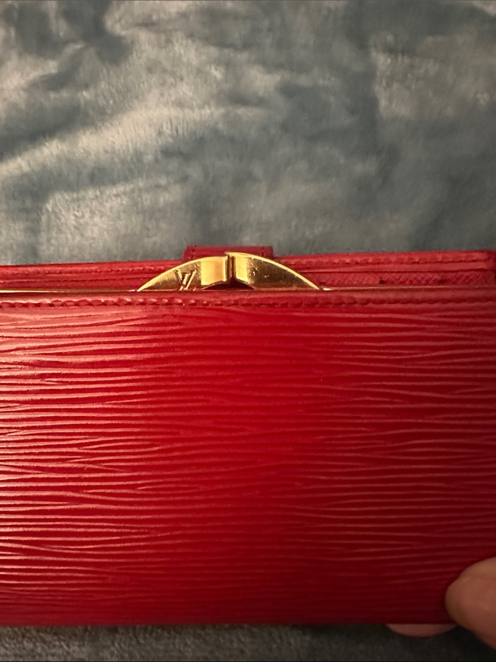 Louis Vuitton Vintage Red Epi Leather Wallet - Women's Organizer - Picture 3 of 5
